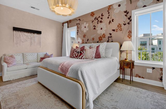 301 Longshore Street 421, Charleston, SC 29492