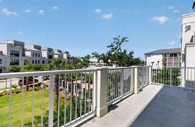 301 Longshore Street 421, Charleston, SC 29492