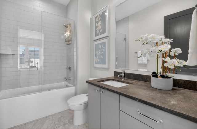 301 Longshore Street 421, Charleston, SC 29492