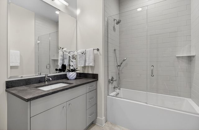 301 Longshore Street 421, Charleston, SC 29492