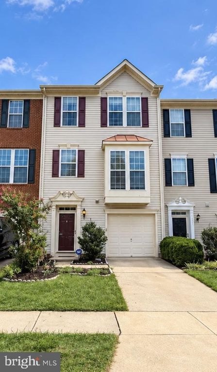 1469 FAWN HOLLOW LN, Woodbridge, VA 22191