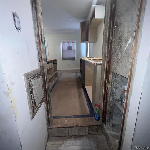 18801 Margareta Street, Detroit, MI 48219