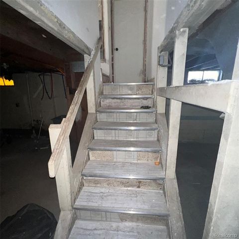 18801 Margareta Street, Detroit, MI 48219