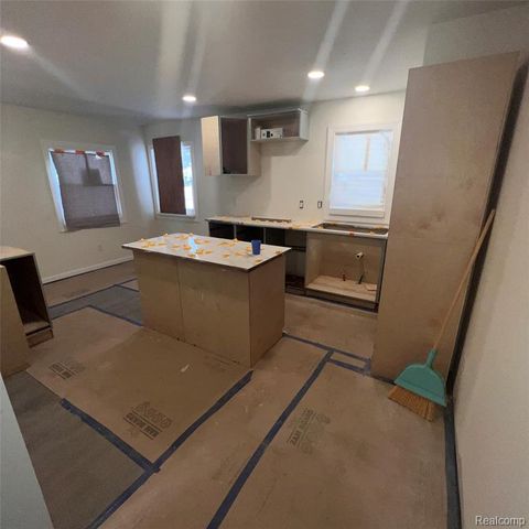 18801 Margareta Street, Detroit, MI 48219