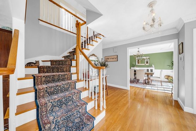 43 Oxbow Cir, North Andover, MA 01845