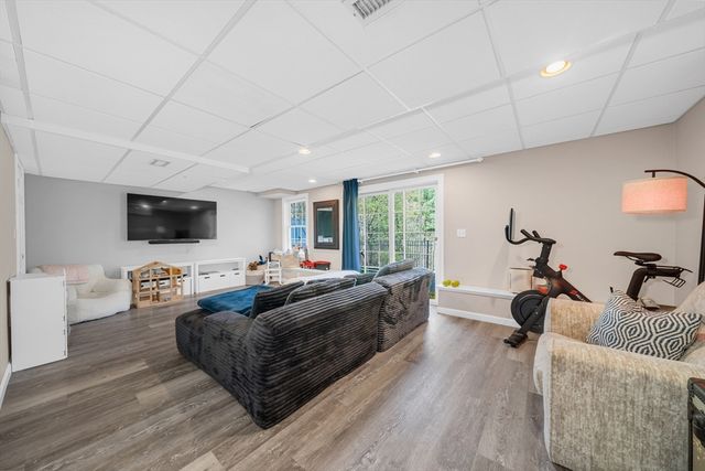 43 Oxbow Cir, North Andover, MA 01845