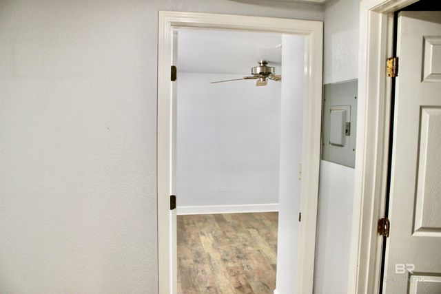 24561 Peavy Lane, Robertsdale, AL 36567