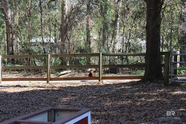 24561 Peavy Lane, Robertsdale, AL 36567