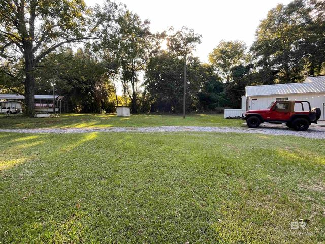 24561 Peavy Lane, Robertsdale, AL 36567