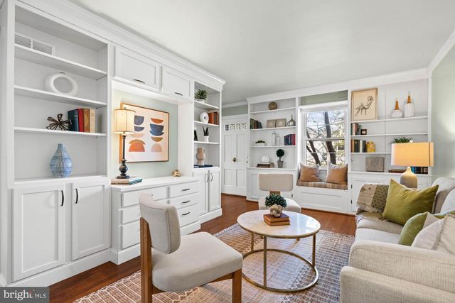 5305 WAKEFIELD RD, Bethesda, MD 20816