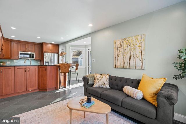 5305 WAKEFIELD RD, Bethesda, MD 20816