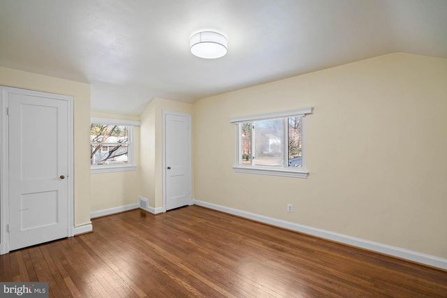 5305 WAKEFIELD RD, Bethesda, MD 20816