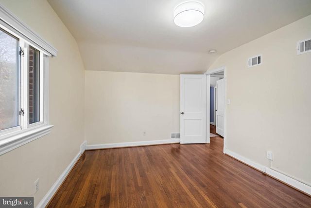 5305 WAKEFIELD RD, Bethesda, MD 20816