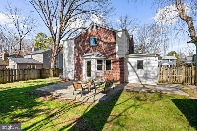 5305 WAKEFIELD RD, Bethesda, MD 20816