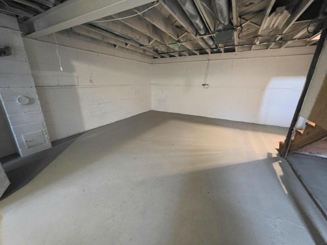 8534 W Villard AVENUE, Milwaukee, WI 53225