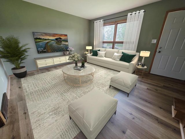 8534 W Villard AVENUE, Milwaukee, WI 53225