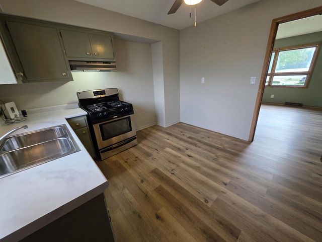 8534 W Villard AVENUE, Milwaukee, WI 53225