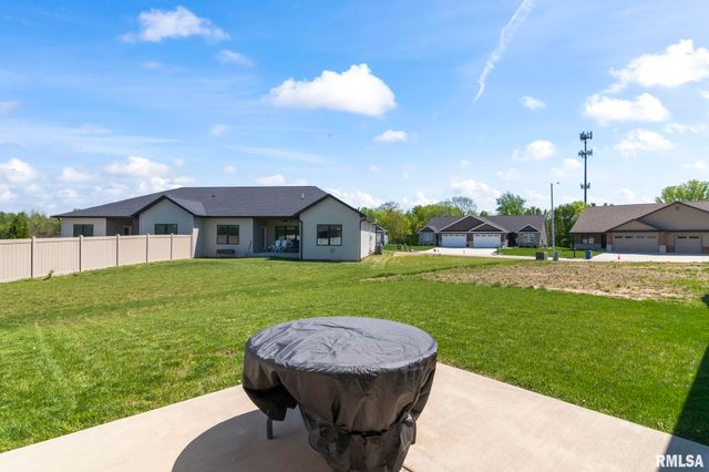 4605 LASALLE Court, Springfield, IL 62711