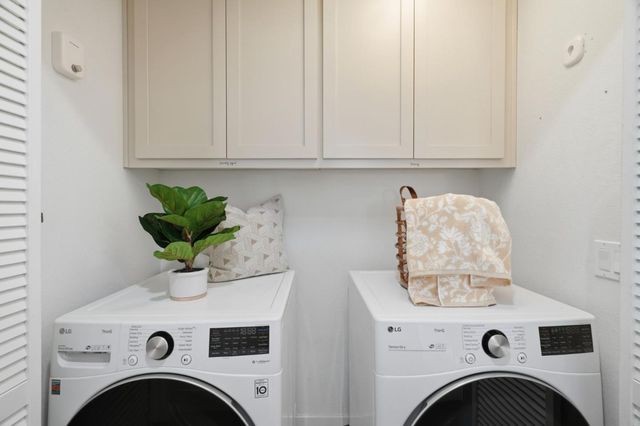 210 Morgan Lane, Menlo Park, CA 94025