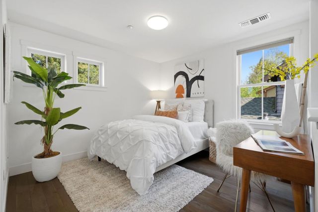 210 Morgan Lane, Menlo Park, CA 94025