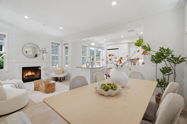 210 Morgan Lane, Menlo Park, CA 94025