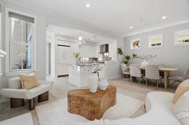 210 Morgan Lane, Menlo Park, CA 94025