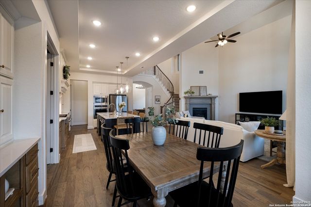 2119 KERRISDALE DR, San Antonio, TX 78260