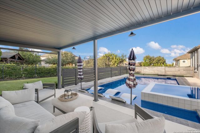 2119 KERRISDALE DR, San Antonio, TX 78260