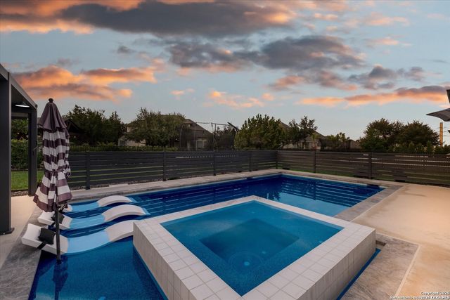 2119 KERRISDALE DR, San Antonio, TX 78260