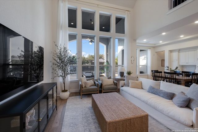 2119 KERRISDALE DR, San Antonio, TX 78260