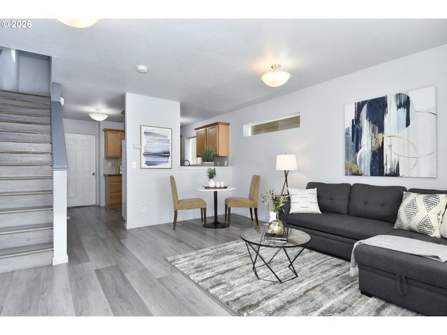 2546 Se 111TH Ave, Portland, OR 97266