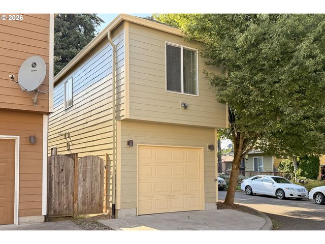 2546 Se 111TH Ave, Portland, OR 97266