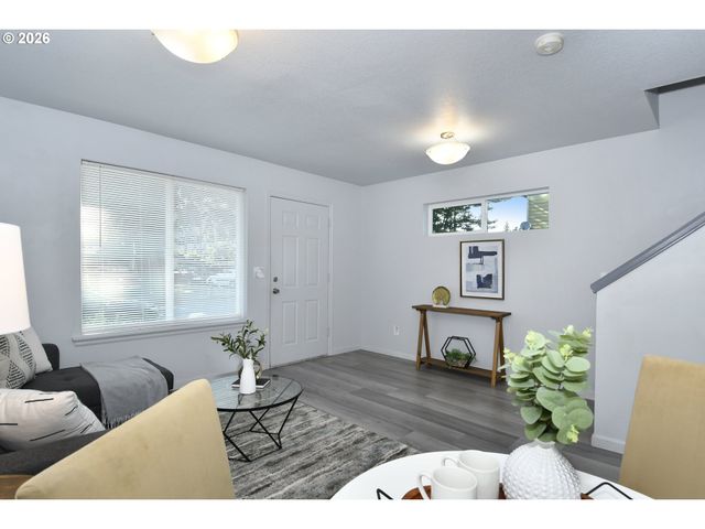 2546 Se 111TH Ave, Portland, OR 97266