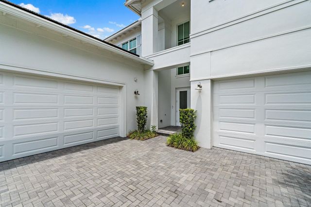 13336 Bernoulli Way, Palm Beach Gardens, FL 33418