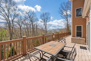 1033 Presidential Drive, Waynesville, NC 28786
