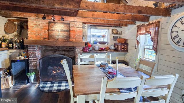 5 CHURCH ST, Glen Rock, PA 17327