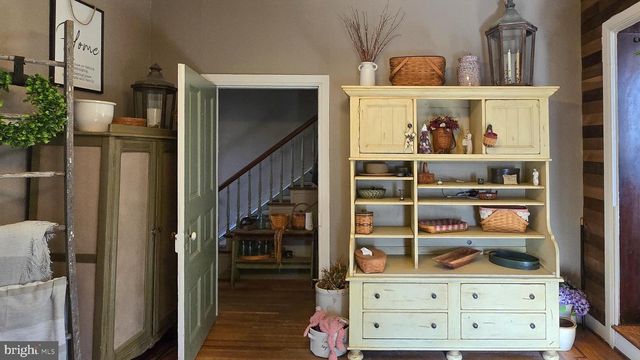 5 CHURCH ST, Glen Rock, PA 17327