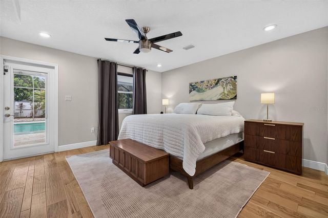 5810 20TH AVENUE S, St Petersburg, FL 33707