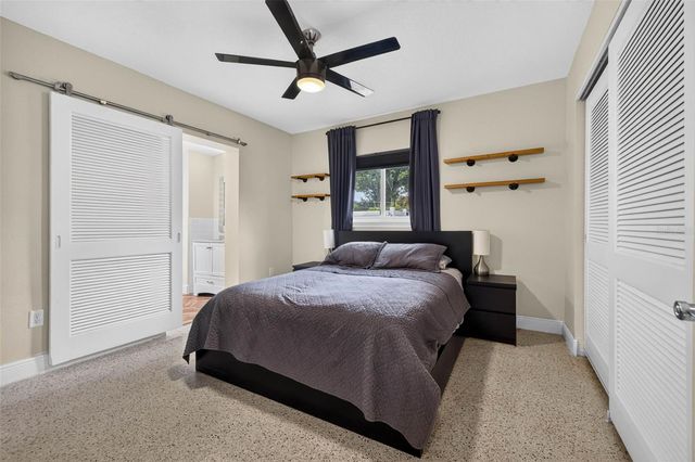 5810 20TH AVENUE S, St Petersburg, FL 33707
