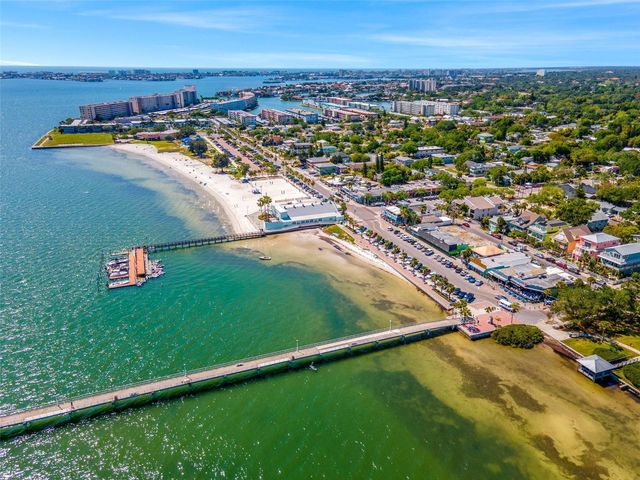 5810 20TH AVENUE S, St Petersburg, FL 33707
