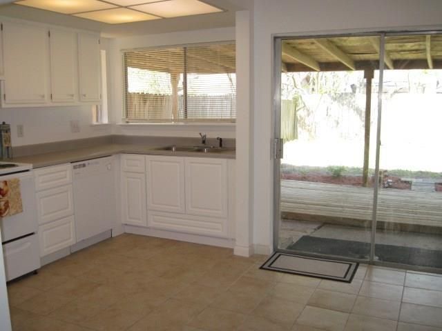 16811 Stardale Lane, Friendswood, TX 77546