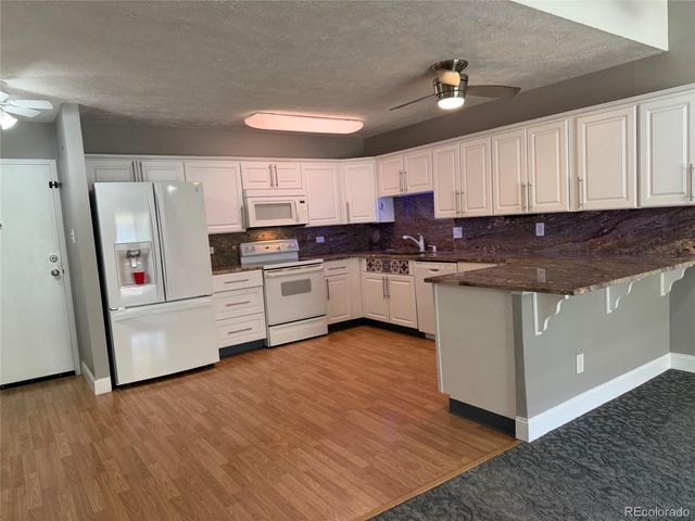 785 S Alton Way 9B, Denver, CO 80247