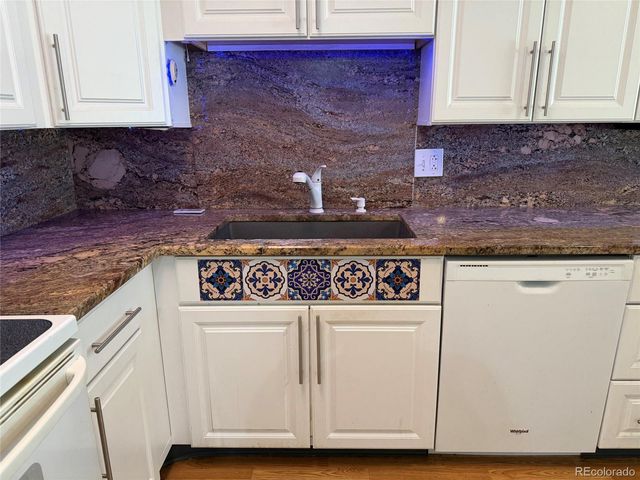 785 S Alton Way 9B, Denver, CO 80247