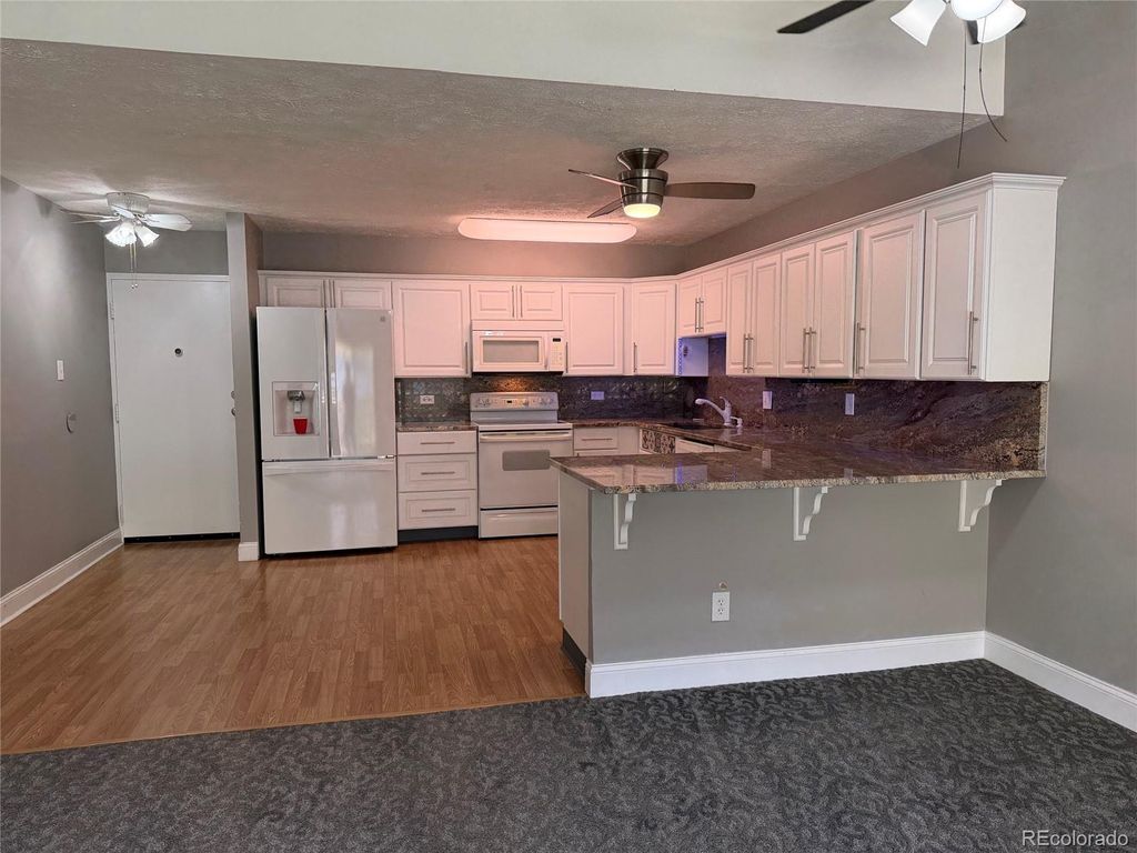 785 S Alton Way 9B, Denver, CO 80247