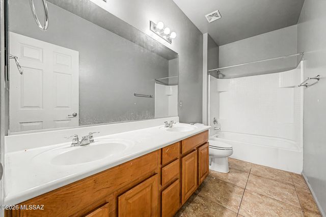 8 E Adytum Place, Vail, AZ 85641