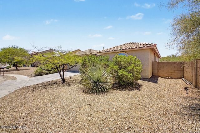 8 E Adytum Place, Vail, AZ 85641