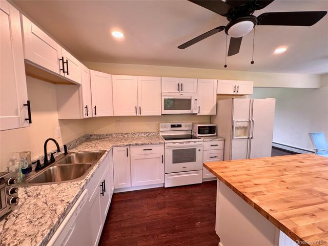 11 Everett Road, Carmel, NY 10512