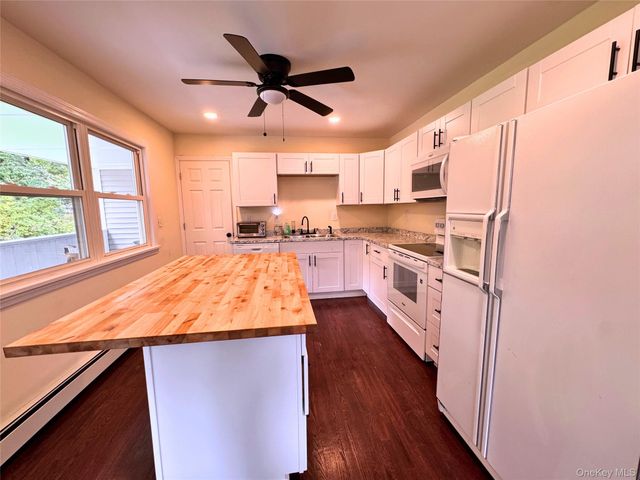 11 Everett Road, Carmel, NY 10512
