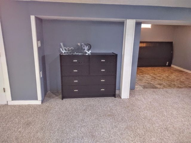 2410 Middlefield Road, Trenton, MI 48183
