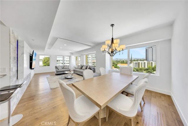 10520 Wilshire Blvd 902, Los Angeles, CA 90024